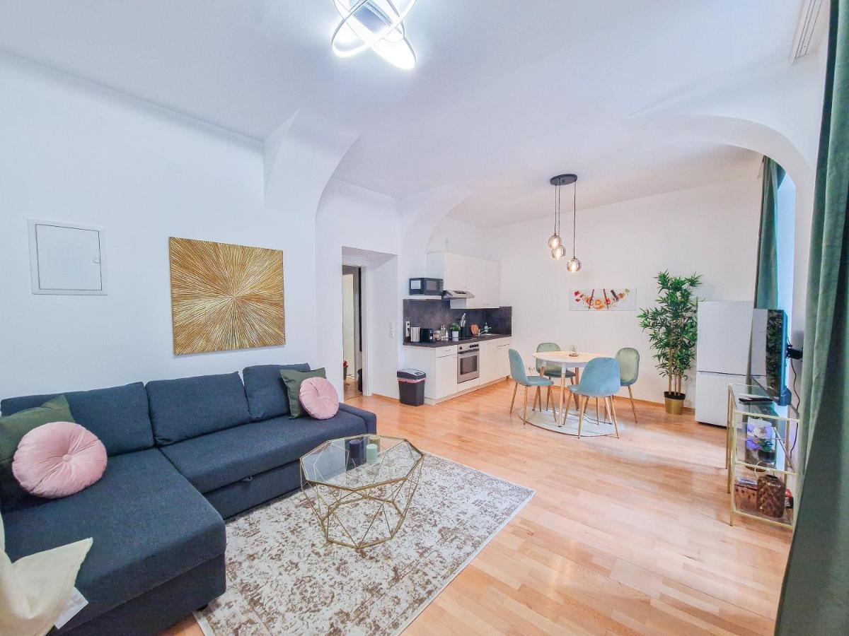 Feelhome - Design Apartment Fur 4 Gaste - Smart Tv - Naschmarkt Vienna Esterno foto