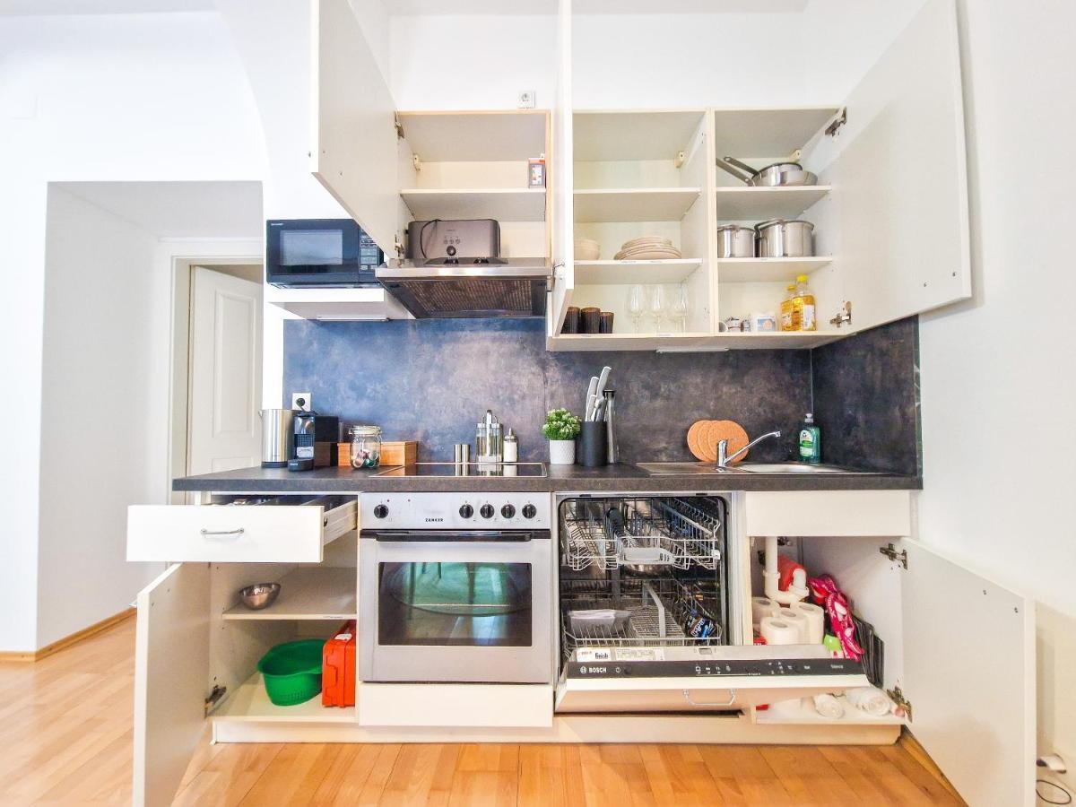 Feelhome - Design Apartment Fur 4 Gaste - Smart Tv - Naschmarkt Vienna Esterno foto